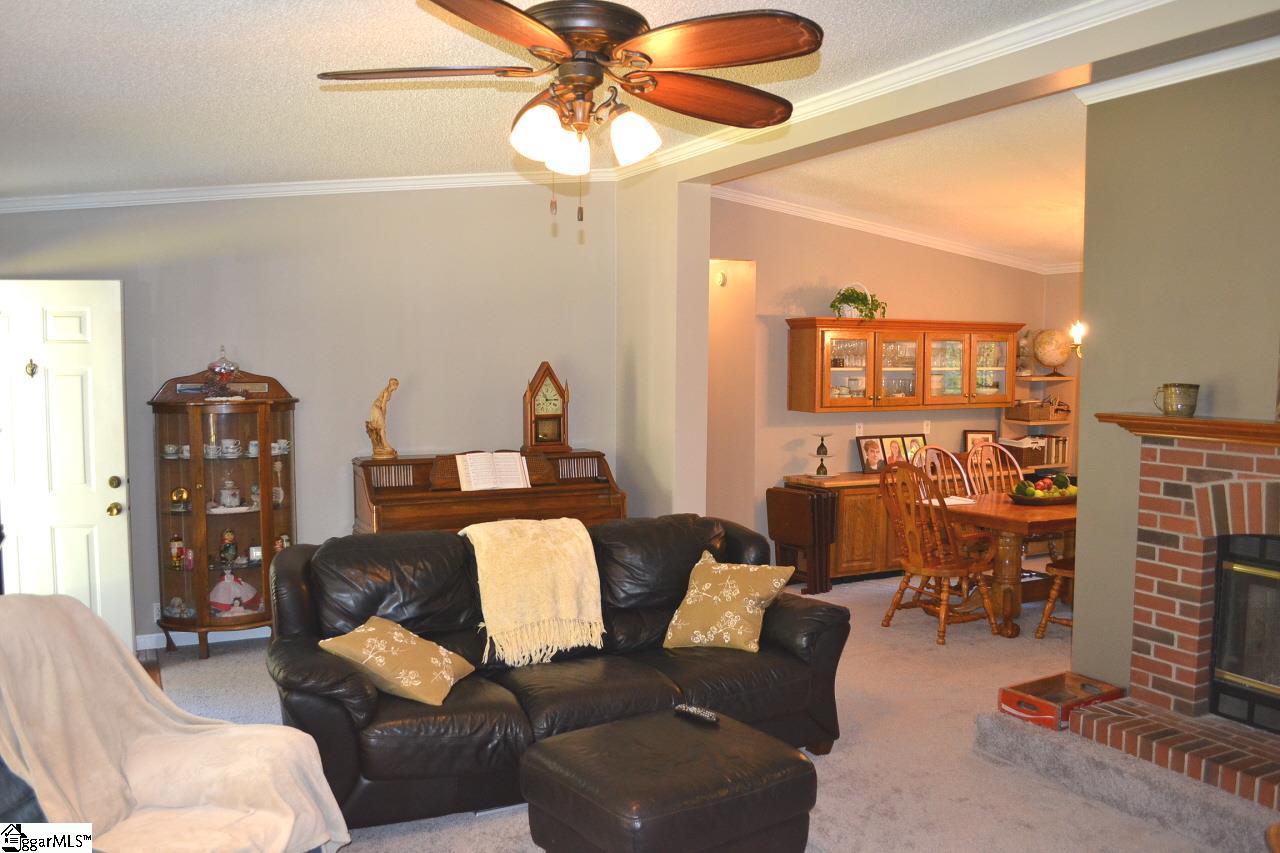 922 Durbin Road Fountain Inn, SC 29644 - Photo 3 of 20 Gallery Image 3