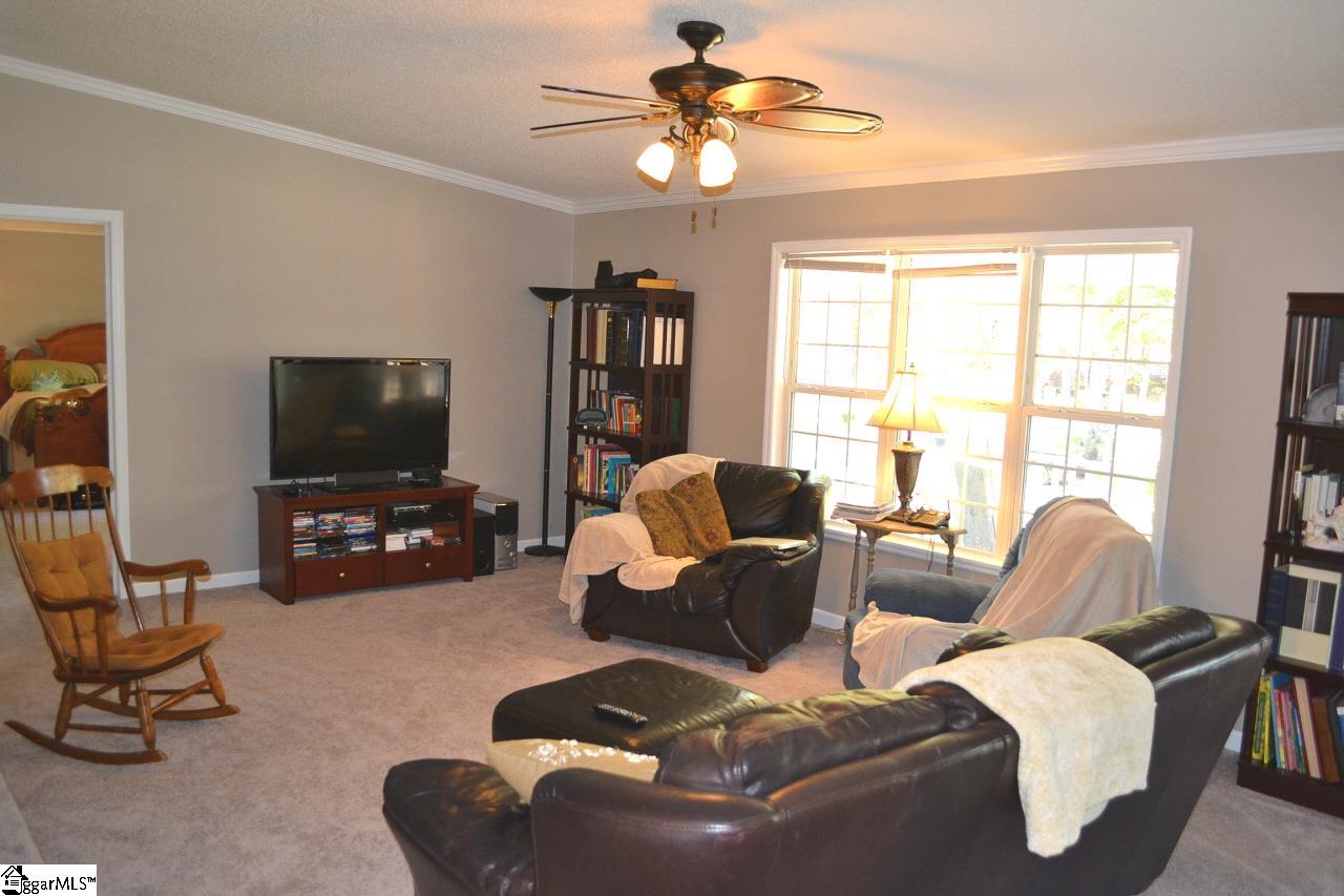 922 Durbin Road Fountain Inn, SC 29644 - Photo 5 of 20 Gallery Image 5