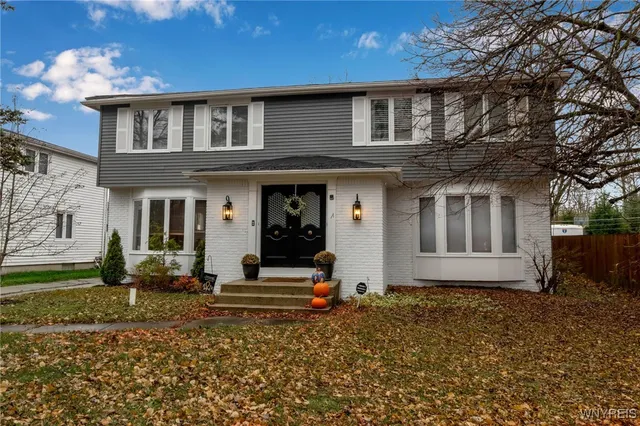 $474,900 | 11 Pheasant Run Road, Amherst, NY 14228