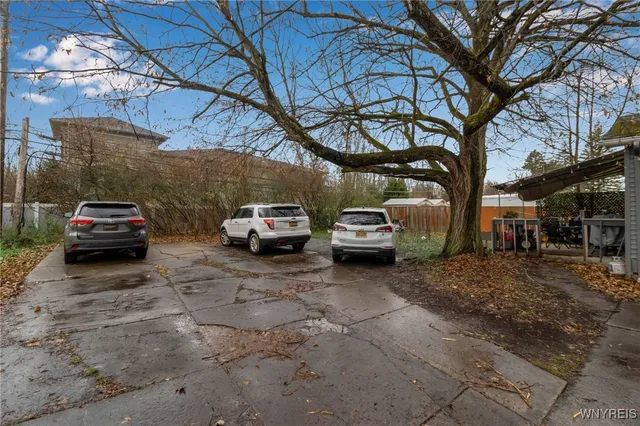 $474,900 | 11 Pheasant Run Road, Amherst, NY 14228