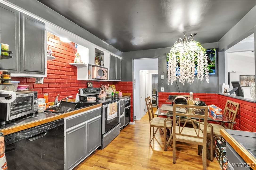 11 Pheasant Run Road Amherst, NY 14228 - Photo 4 of 25