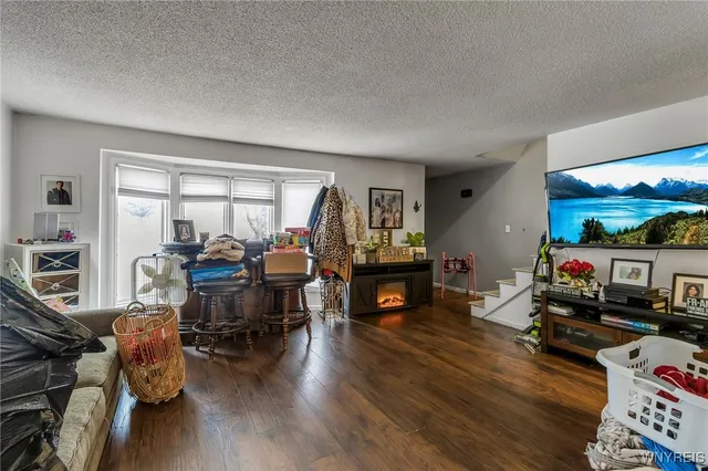 $474,900 | 11 Pheasant Run Road, Amherst, NY 14228