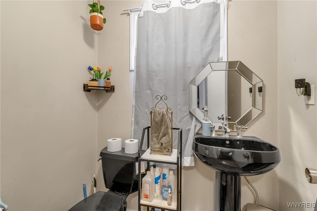 11 Pheasant Run Road Amherst, NY 14228 - Photo 10 of 25