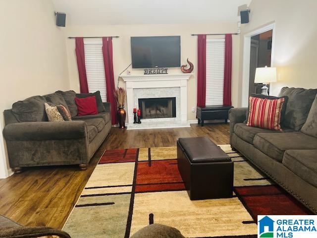 161 Park Pl Lane Alabaster, AL 35007 - Photo 4 of 15