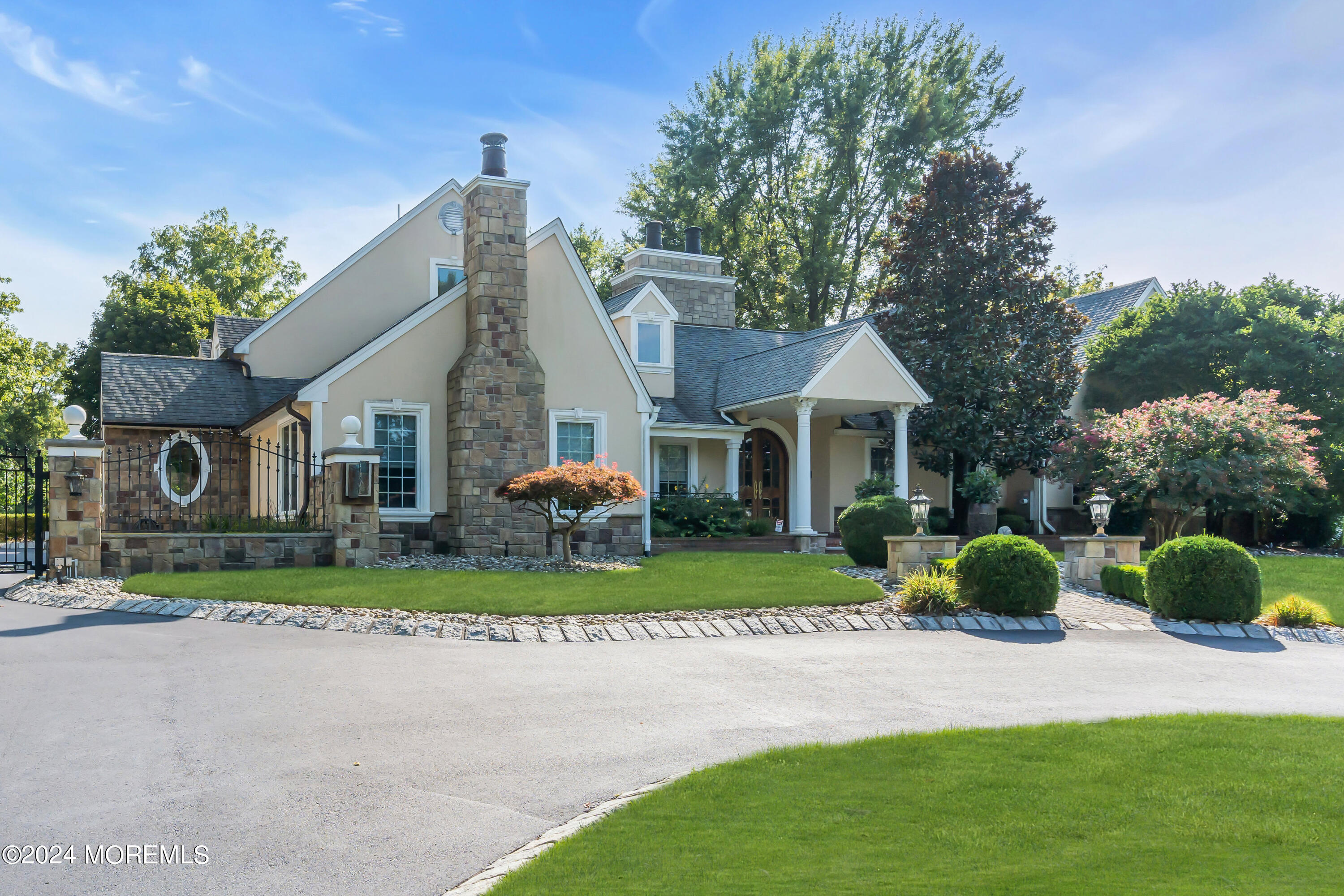 28 Fox Hedge Road Colts Neck, NJ 07722 - Photo 4 of 120 002_1_549