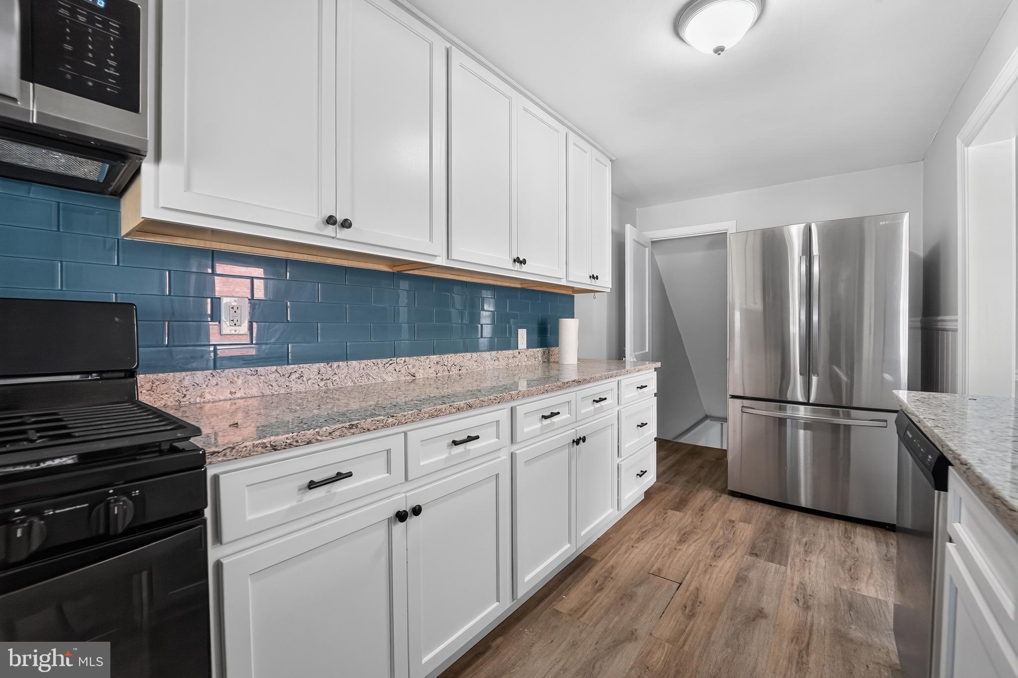 3720 Greenvale Road Baltimore, MD 21229 - Photo 9 of 28 Gallery Image 9