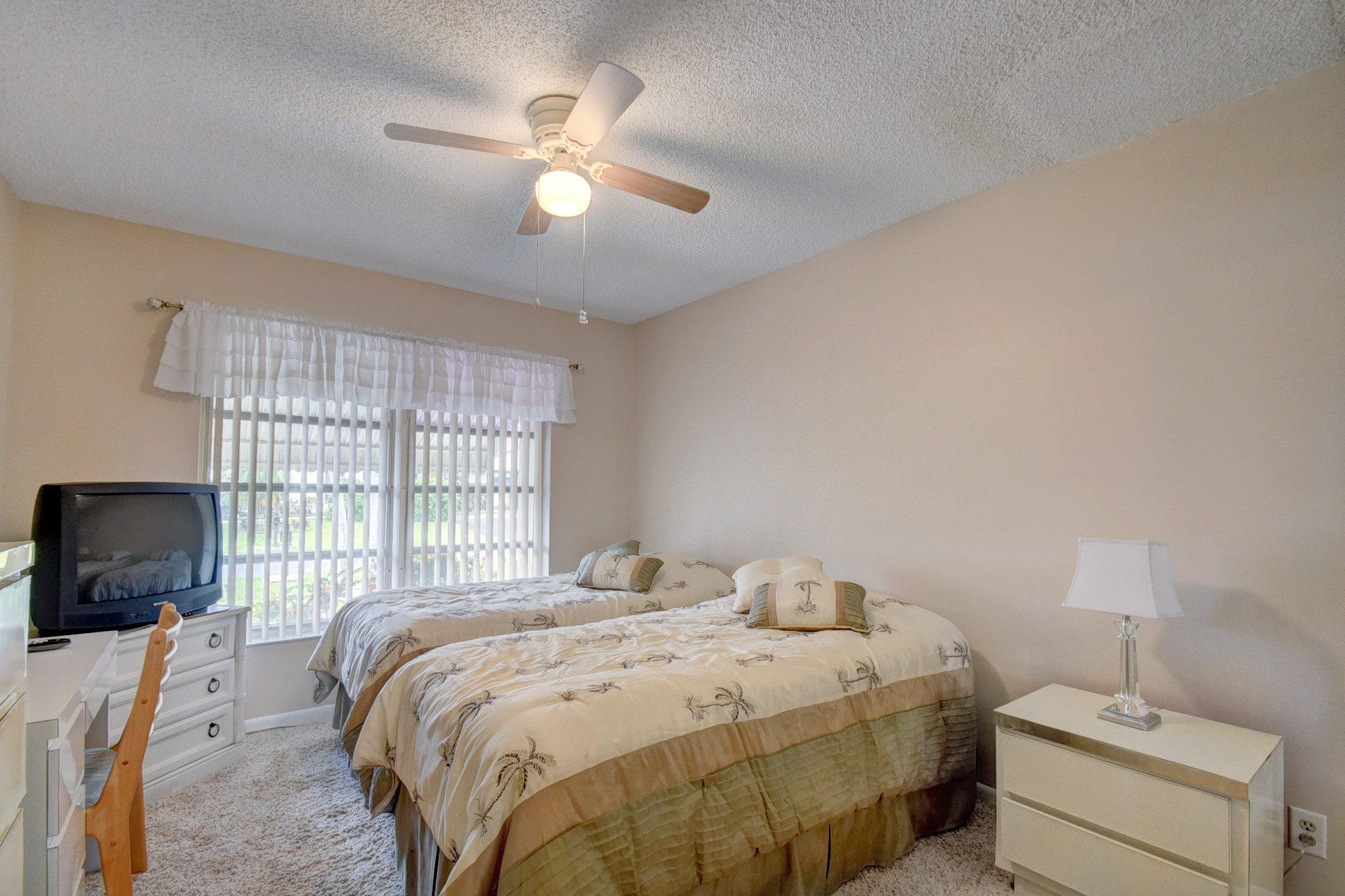 5199 Minto Road Boynton Beach, FL 33472 - Photo 25 of 37 2nd Bedroom