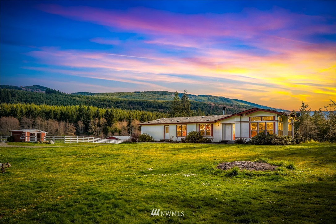 847 Chicken Coop Road Sequim, WA 98382 - Photo 4 of 40 Gallery Image 4