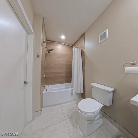 $1,490 | 8725 West Flamingo Road, Unit 118, Las Vegas, NV 89147