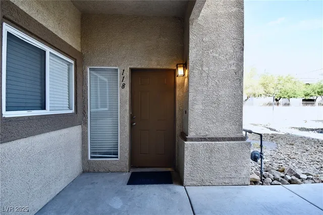 $1,490 | 8725 West Flamingo Road, Unit 118, Las Vegas, NV 89147