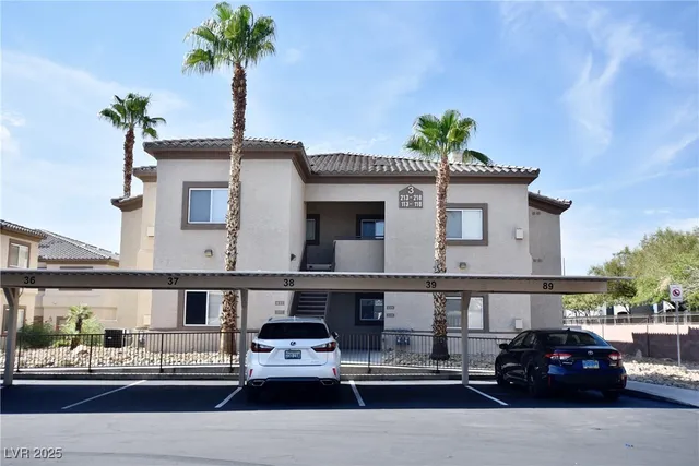 $1,490 | 8725 West Flamingo Road, Unit 118, Las Vegas, NV 89147