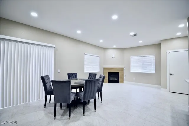 $1,490 | 8725 West Flamingo Road, Unit 118, Las Vegas, NV 89147