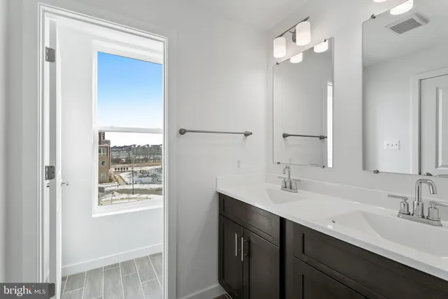 $3,100 | 714 D Iron Frg Road, Frederick, MD 21702