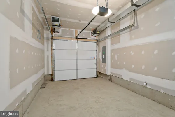 a view of a garage
