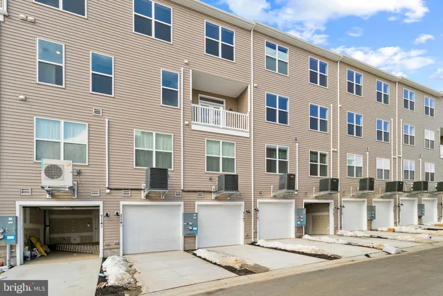 $3,100 | 714 D Iron Frg Road, Frederick, MD 21702