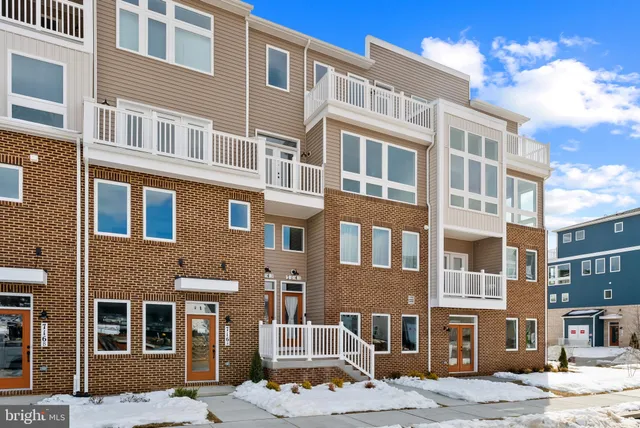 $3,100 | 714 D Iron Frg Road, Frederick, MD 21702