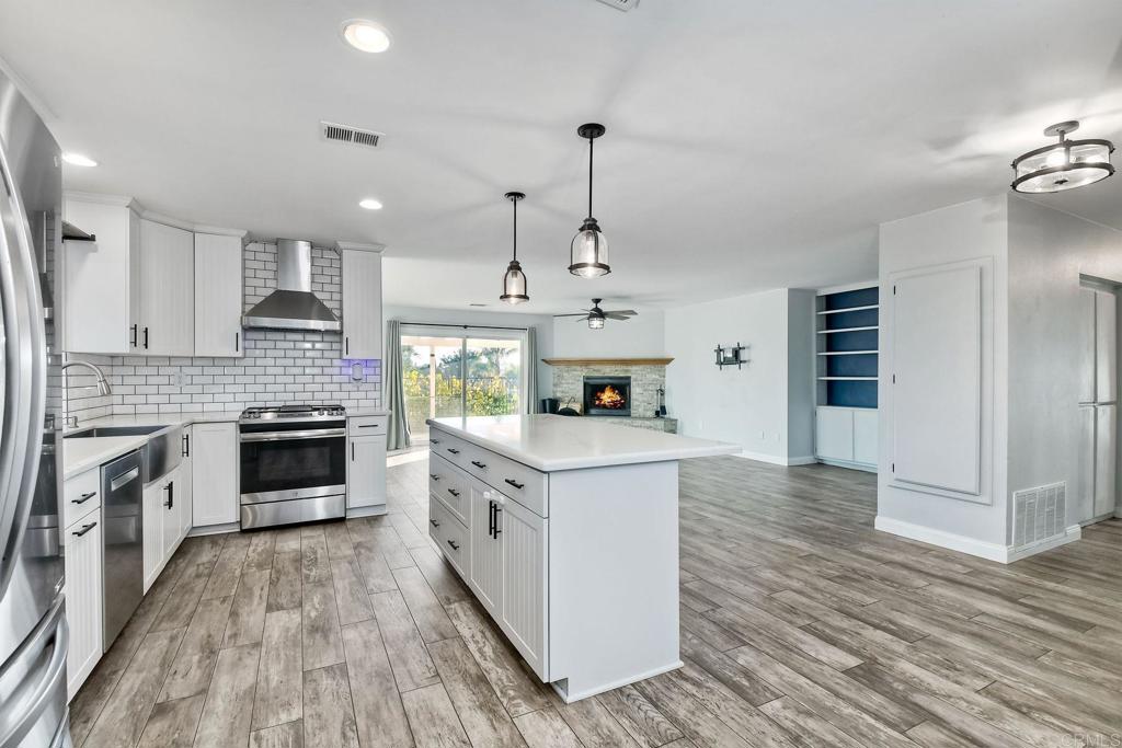 931 La Rue Avenue Fallbrook, CA 92028 - Photo 4 of 17