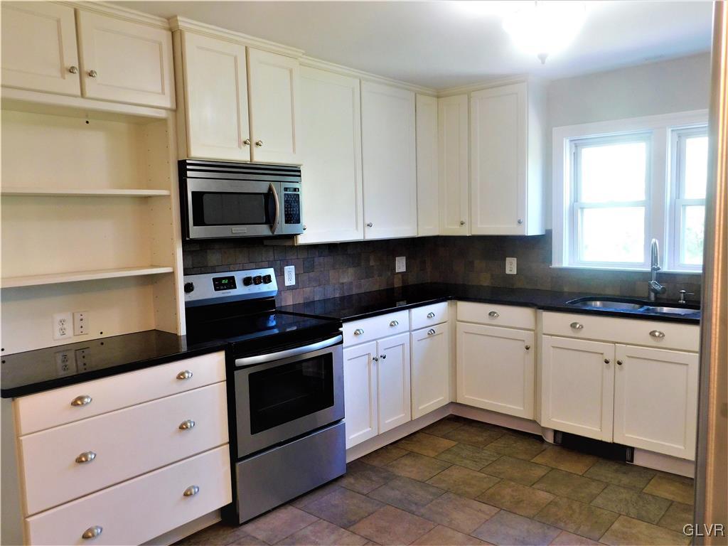 4674 Vera Cruz Road Center Valley, PA 18034 - Photo 11 of 22 Gallery Image 11