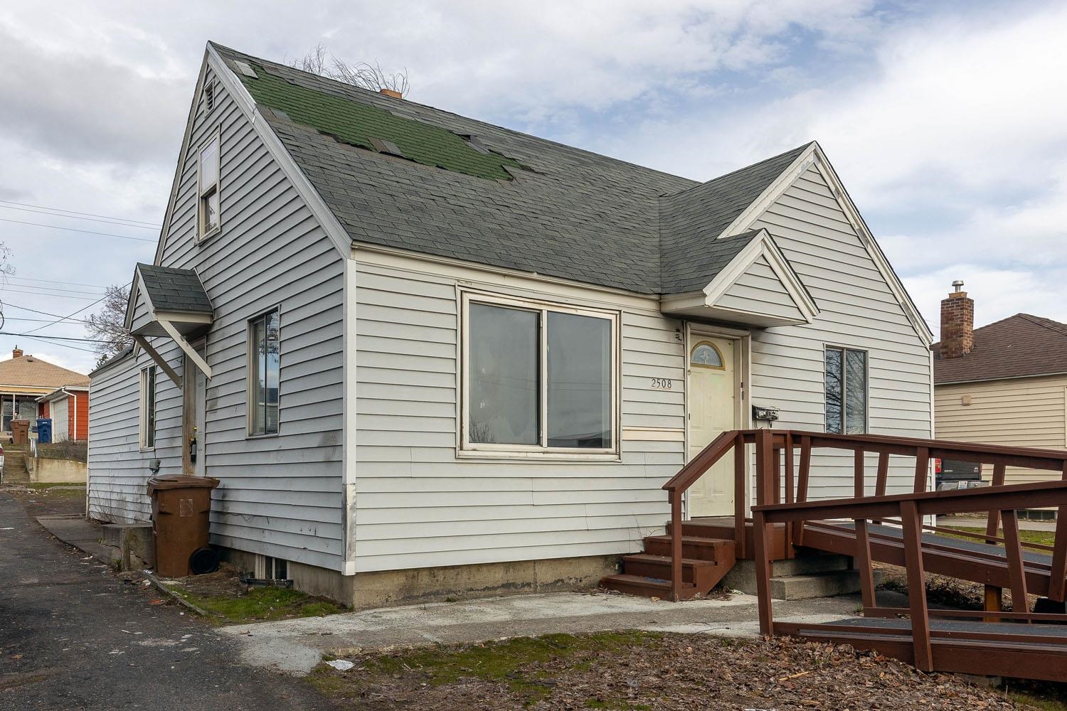 2508 West Wellesley Ave  