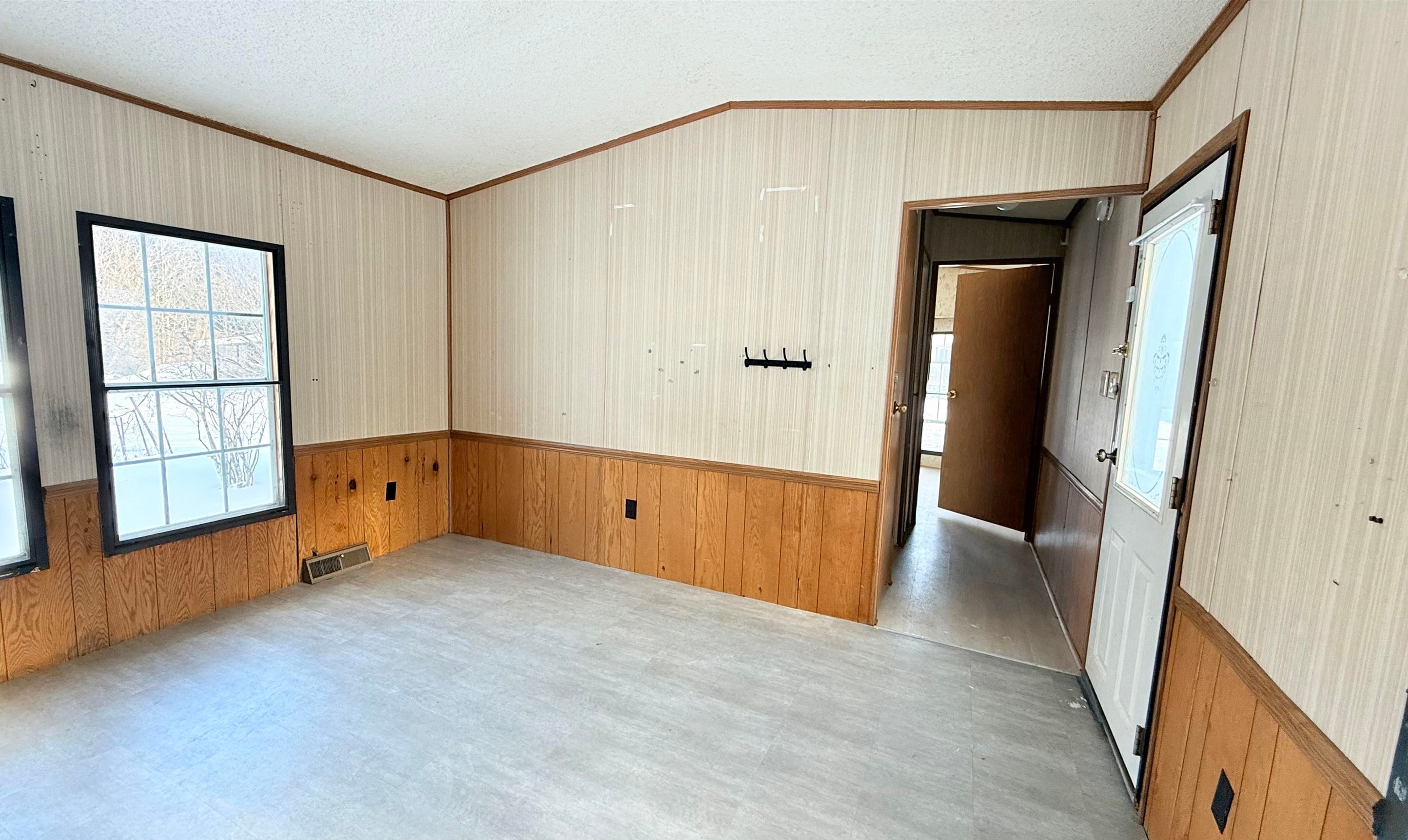 79 Katy Win Road Johnson, VT 05656 - Photo 4 of 47