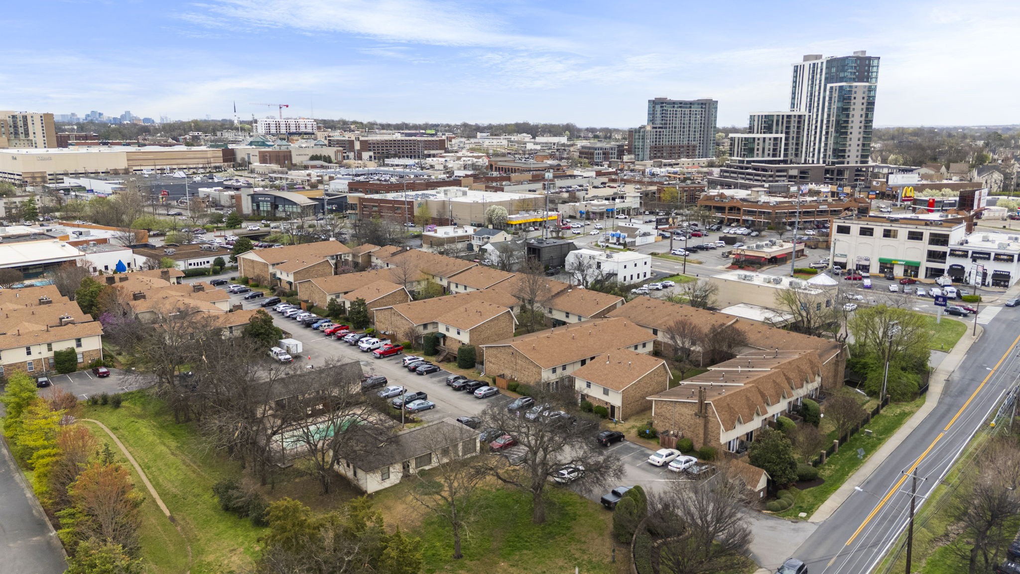 2116 Hobbs Road, Unit C2 Nashville, TN 37215 - Photo 46 of 50