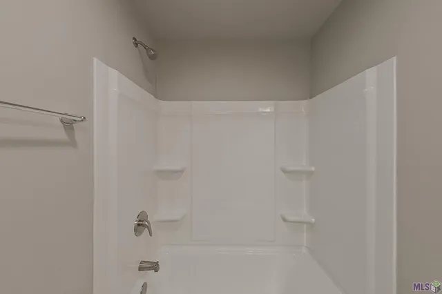 $1,865 | Undisclosed Address, Denham Springs, LA 70726