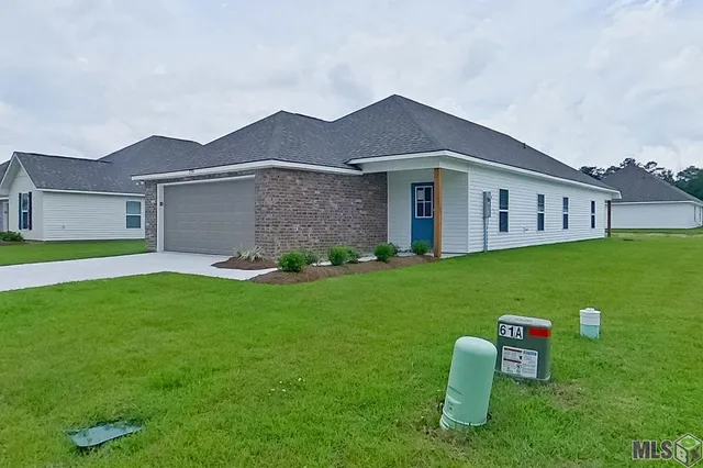 $1,865 | Undisclosed Address, Denham Springs, LA 70726