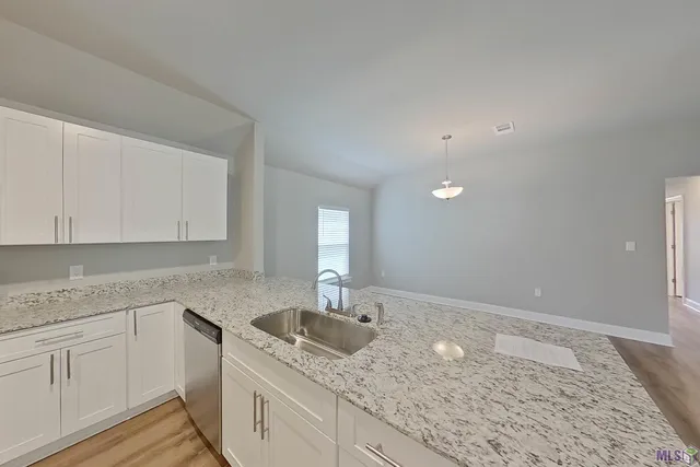 $1,865 | Undisclosed Address, Denham Springs, LA 70726