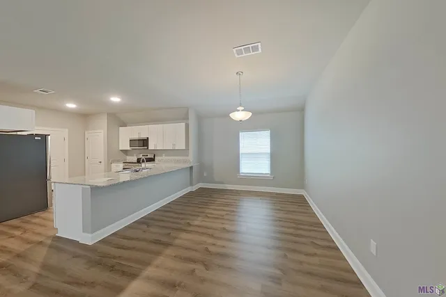 $1,865 | Undisclosed Address, Denham Springs, LA 70726