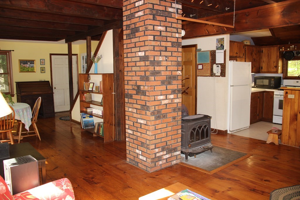 83 River Road Leyden, MA 01337 - Photo 8 of 35