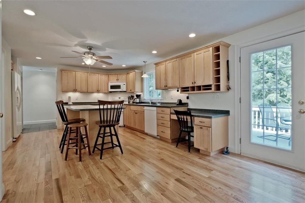 16 Woodspell Road Scarborough, ME 04074 - Photo 10 of 34 Photo