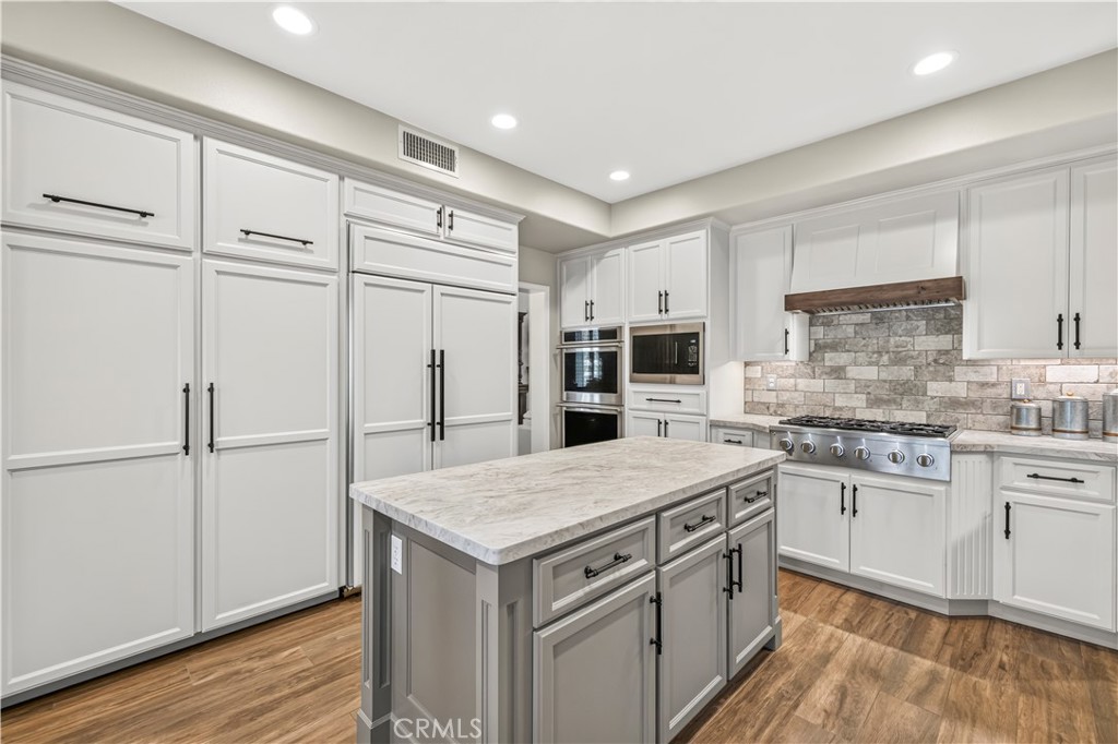 15260 Saddleback Road Canyon Country, CA 91387 - Photo 13 of 57 Gallery Image 13
