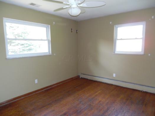 3231 Delrey Road Springfield, OH 45504 - Photo 9 of 10