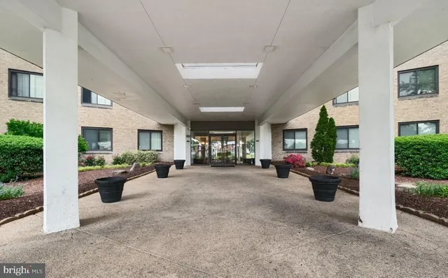 $1,800 | 3450 Toledo Terrace, Unit 206, Hyattsville, MD 20782