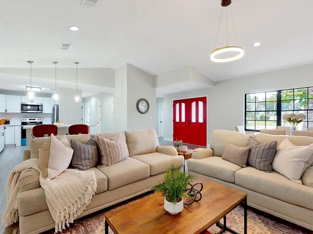 $465,000 | 1710 Big Oak Lane, Kissimmee, FL 34746