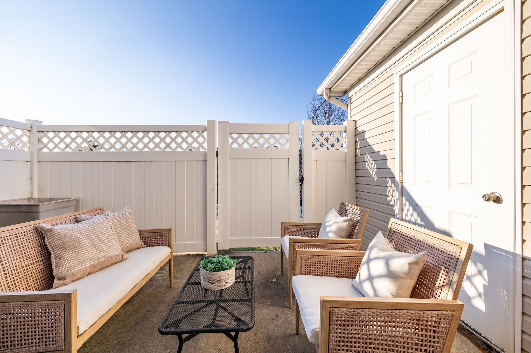 1755 Red Jacket Drive Antioch, TN 37013 - Photo 15 of 37 a living room with furniture and a window