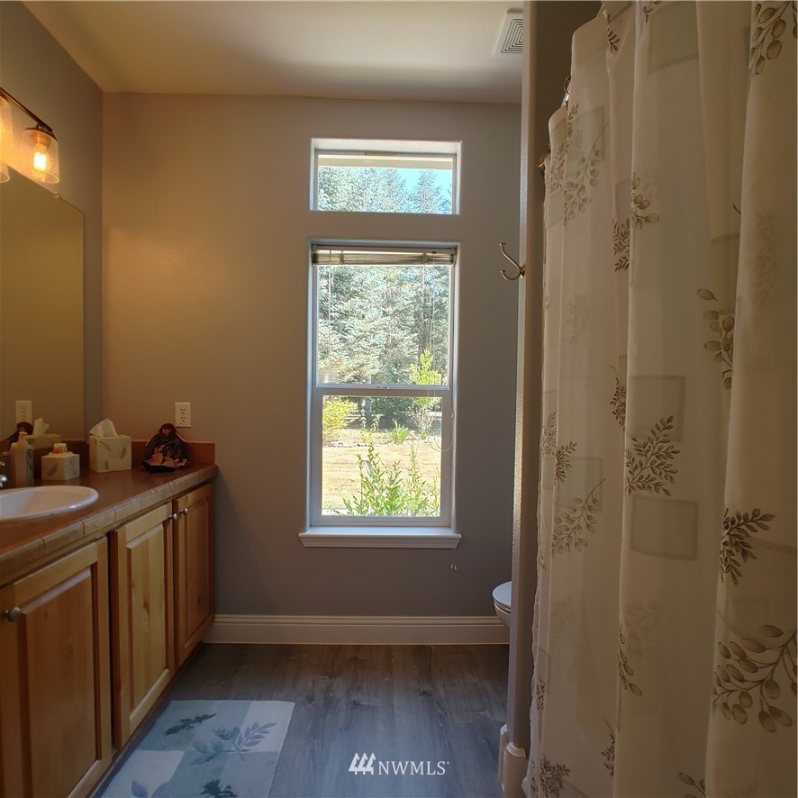 537-29 Larson Road, Unit 2 Silver Creek, WA 98585 - Photo 31 of 39 Gallery Image 31