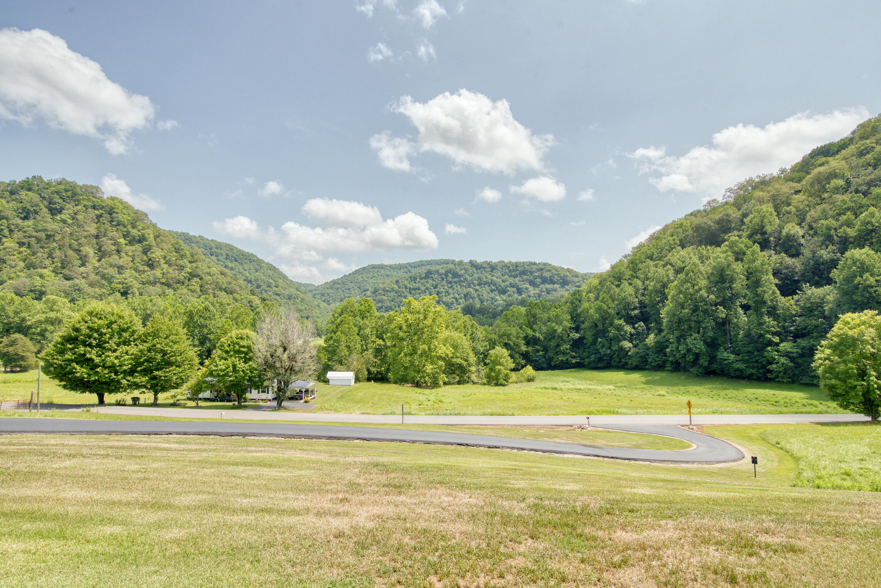 1115 Mabe Stanleytown Road Duffield, VA 24244 - Photo 28 of 45 MabeStanleytown_58