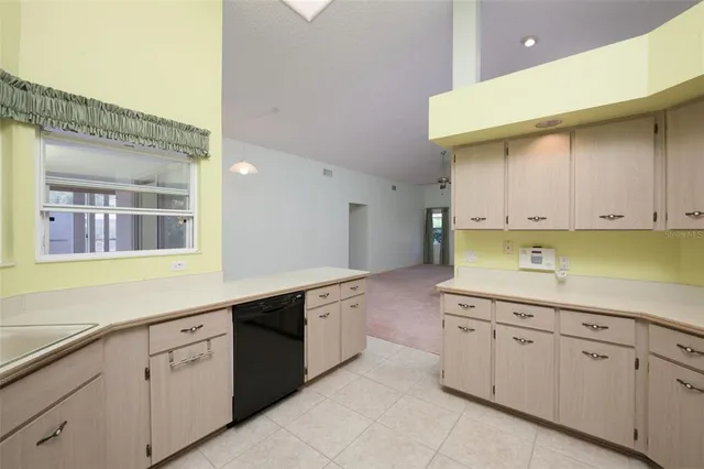 $279,900 | 52 Wynnfield Drive, Palm Coast, FL 32164