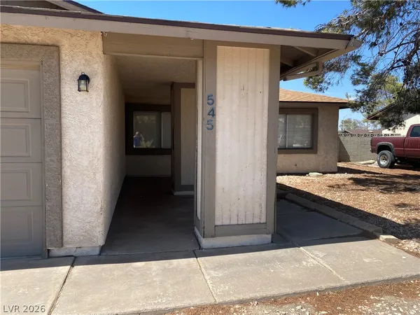 $2,100 | 545 Van Dornum Avenue, Henderson, NV 89011