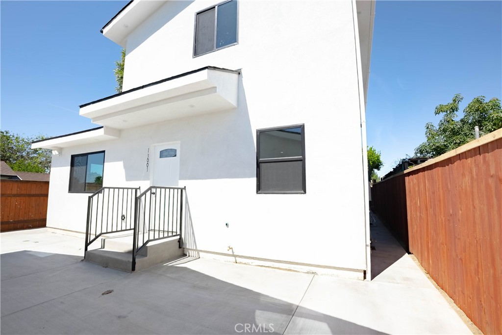 13003 Kamloops Street Pacoima, CA 91331 - Photo 35 of 66