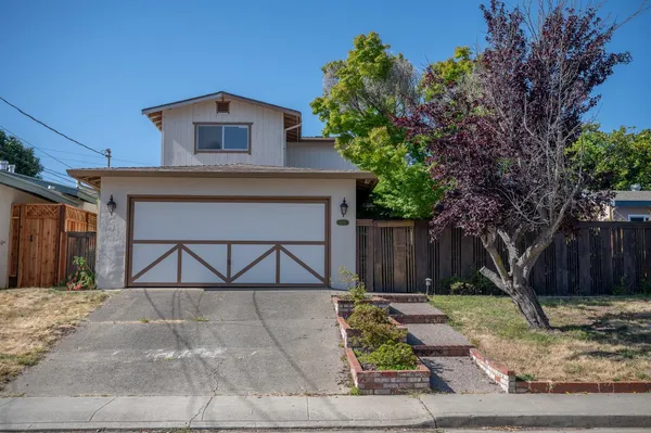 $898,000 | 2255 Nina Street, Hayward, CA 94541