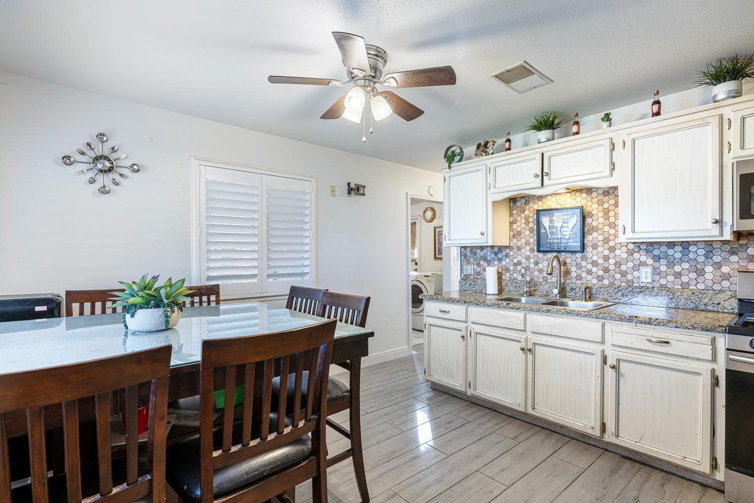 1404 Tulare Street Madera, CA 93638 - Photo 11 of 32