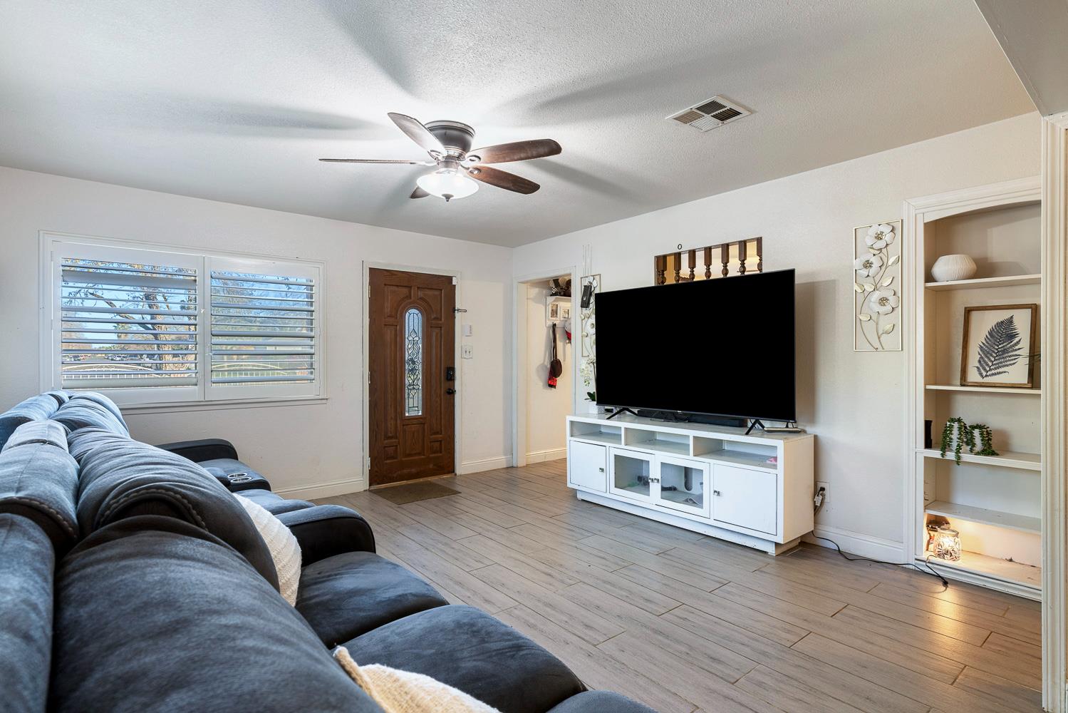 1404 Tulare Street Madera, CA 93638 - Photo 10 of 32