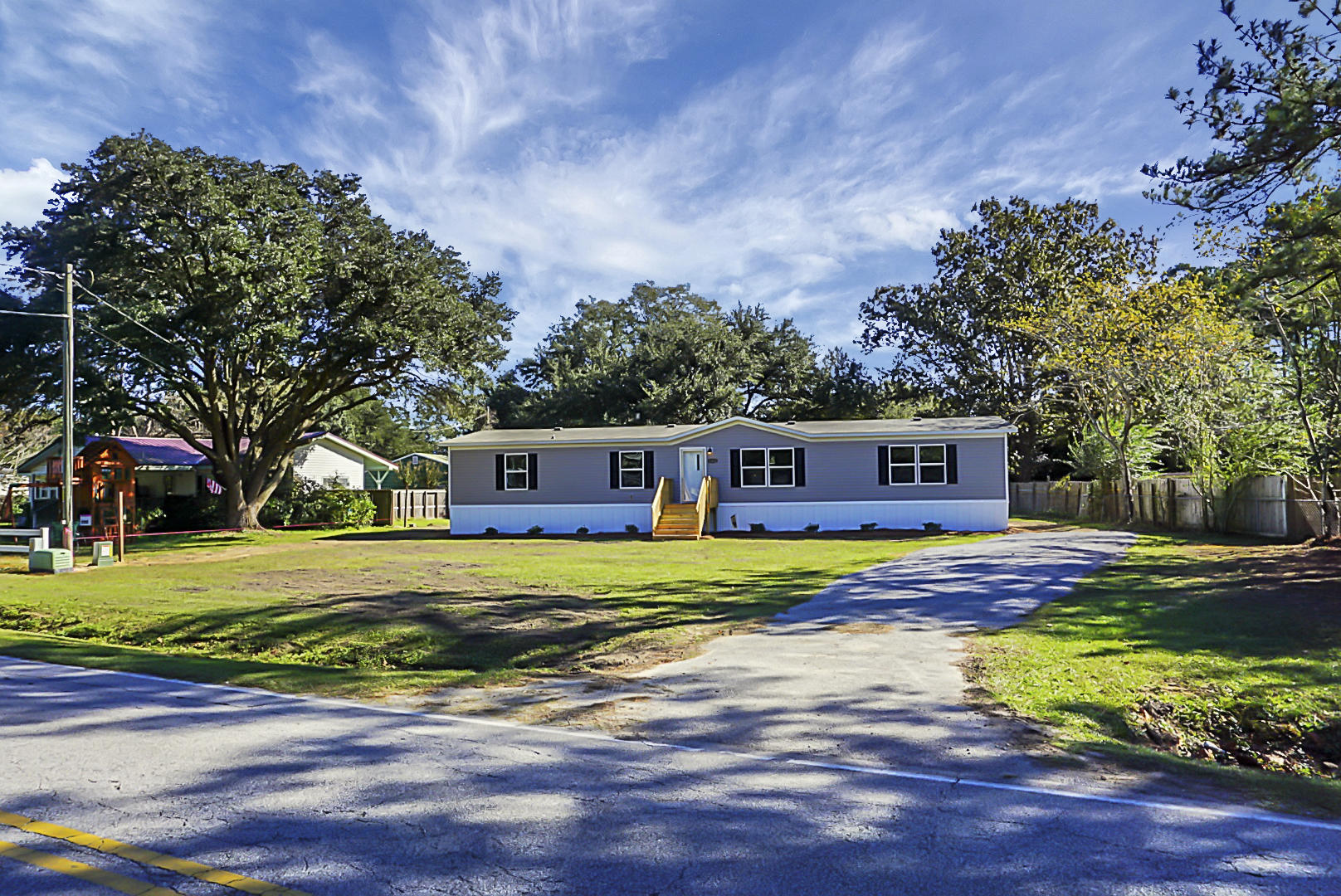 1352 Old Whitesville Road Moncks Corner, SC 29461 - Photo 7 of 56 DSC05946
