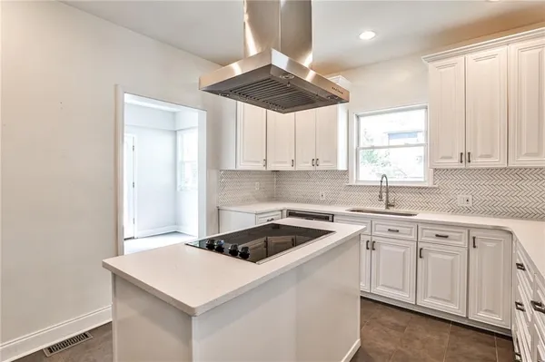 $4,250 | 220 Mayson Avenue Northeast, Atlanta, GA 30307