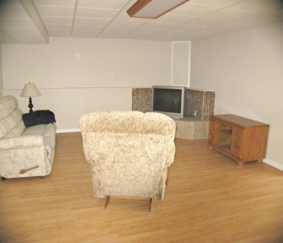 3223 Rye Ridge Trail Freeport, IL 61032 - Photo 6 of 9 Gallery Image 6