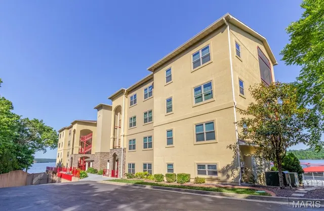 $629,900 | 3168 Twin Rivers Point, Unit 1E, Camdenton, MO 65020