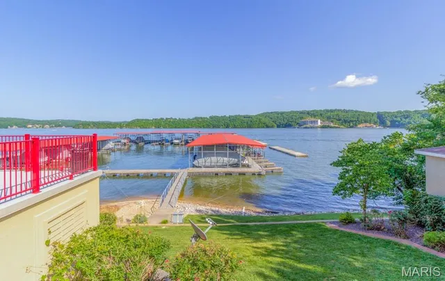 $629,900 | 3168 Twin Rivers Point, Unit 1E, Camdenton, MO 65020