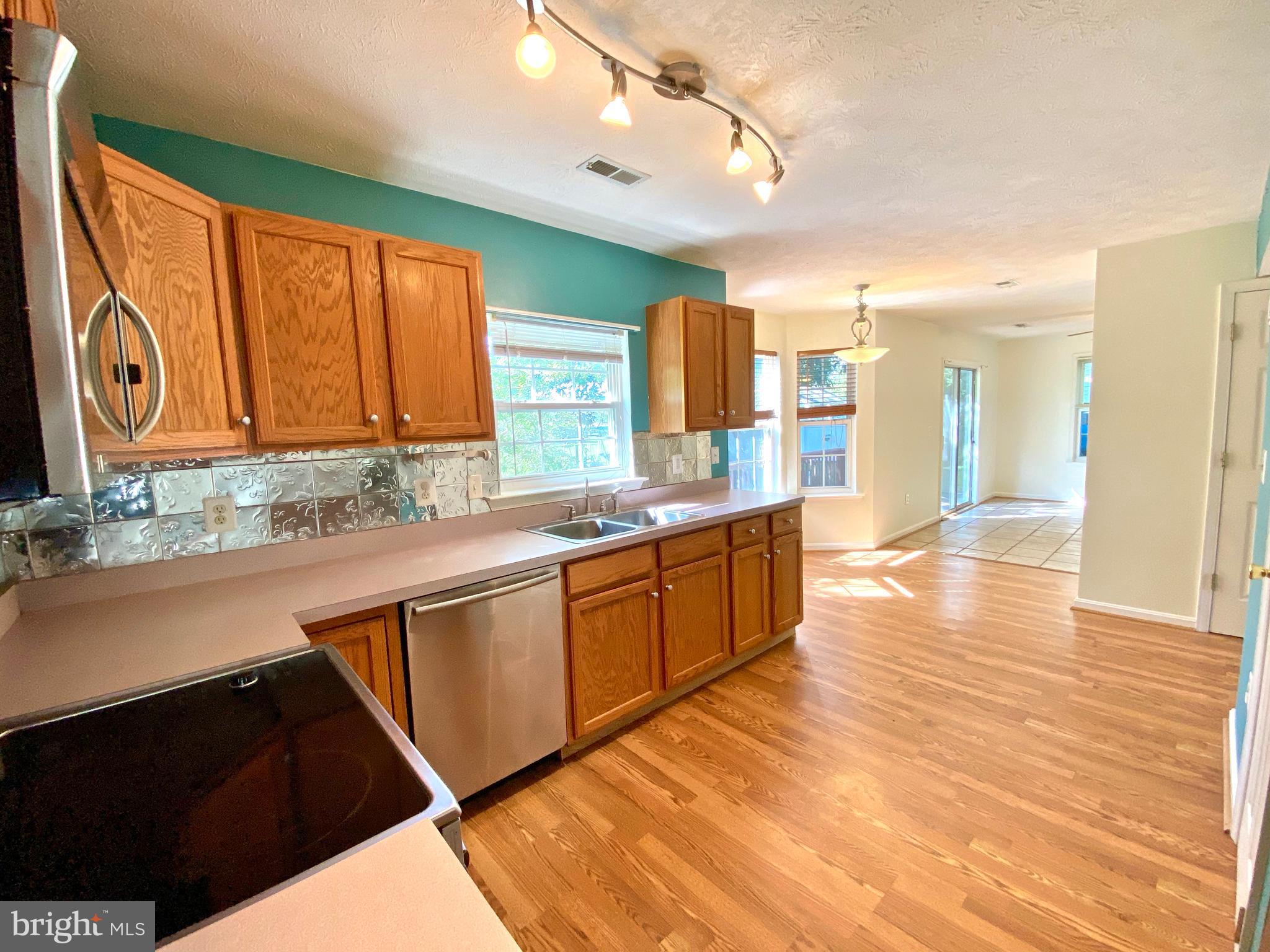 17425 Audrey Road Cobb Island, MD 20625 - Photo 14 of 37 Main Level - Kitchen